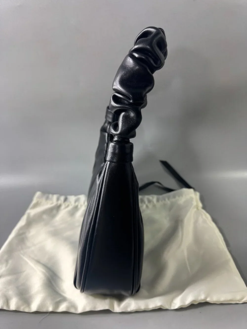 NWOT JW PEI Gabbi Ruched Hobo Handbag - Black